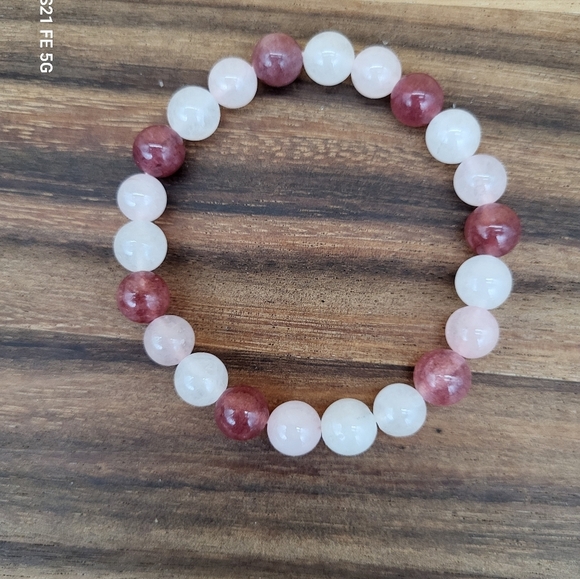 🩷3 for $15: 4 Stretchy Bracelets, Guardian Angel Charm Included, 6mm beads, New - Picture 3 of 6